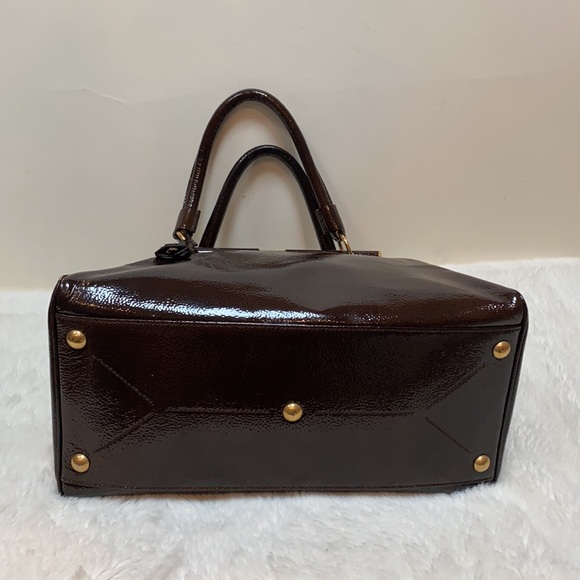 Yves Saint Laurent Majorelle Patent Leather Bag chocolate brown color - Picture 7 of 16
